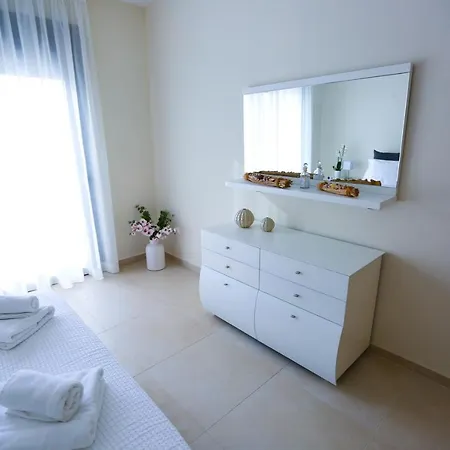 #Luxlikehome Sanni Renaissance Villa Kassandra