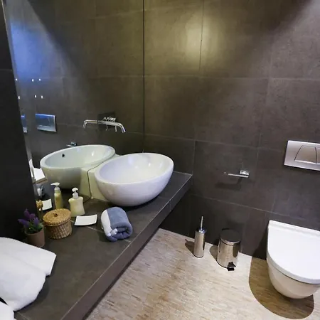 #Luxlikehome Sanni Renaissance Villa